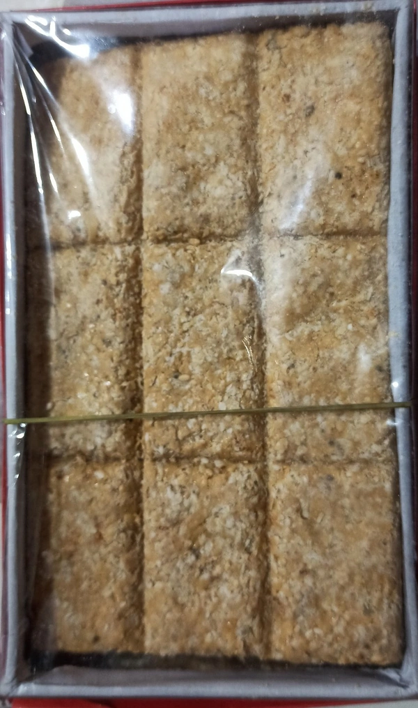 Delicious Rewari Gajak Chikki Ramdana - gajak