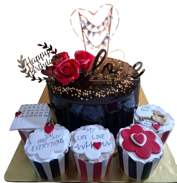 Love & Roses Birthday Cake With Cupcakes - 4 Kg