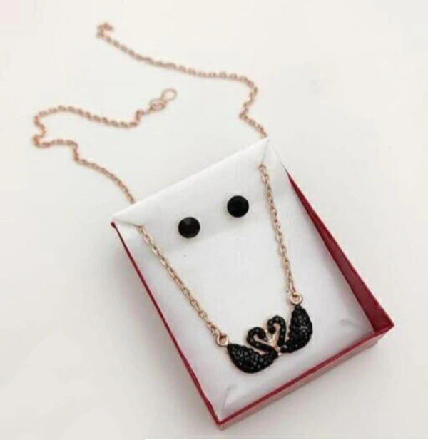 Swarovski Pendant Set 