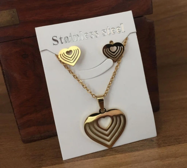 Heart Pendant Set With Studs