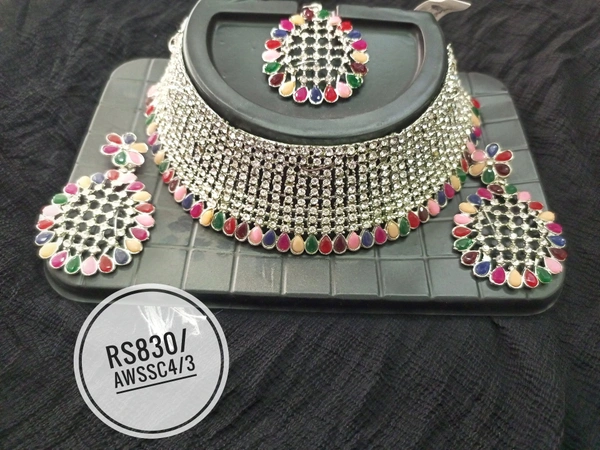 Choker Necklace Diamond Lookalike - Multi
