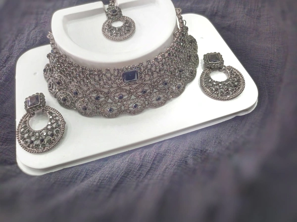 Choker Set