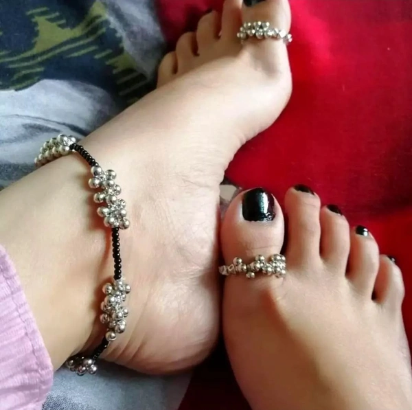 Anklet With Toe Ring 