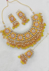 Meenakari Choker Set With Tikka  - Pista