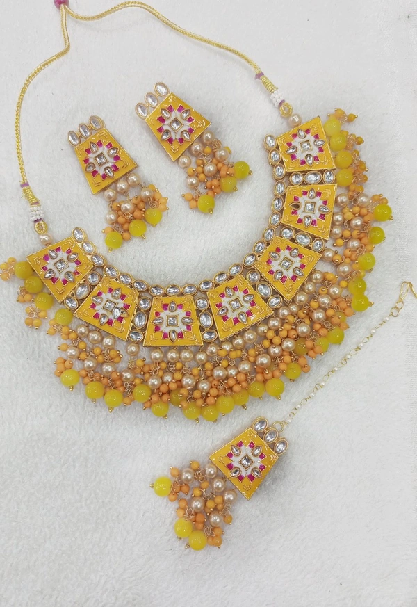 Meenakari Choker Set With Tikka  - Pista