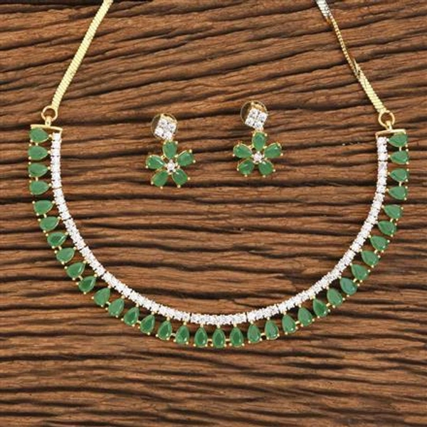American Diamond Sleek Necklace  - pista Green