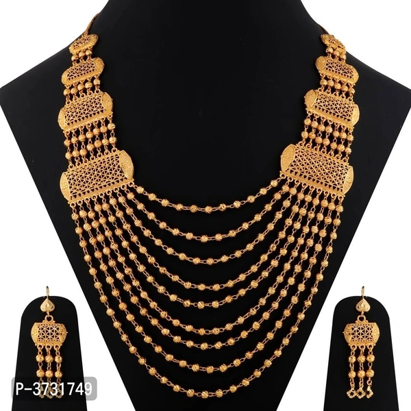 Fashionable Golden Base Metal Women Jewellery Set - GOLDEN