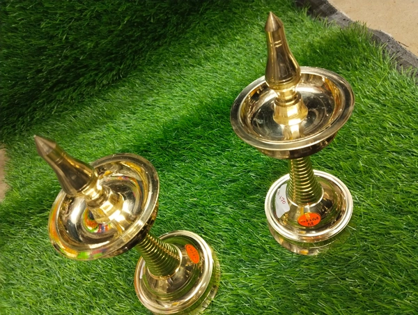 Vilakhu Pooja Lamp