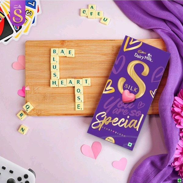 CADBURY DAIRY MILK SILK VALENTINES  - 250 GM