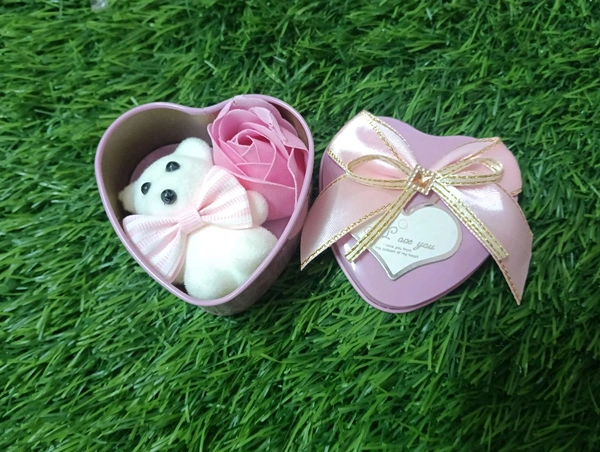 GENERAL METALIC HEART SHAPE GIFT BOX