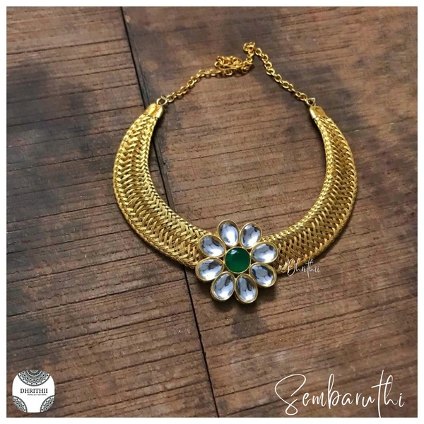 SEMBARUTHI - KUNDAN HASLI - white & green 