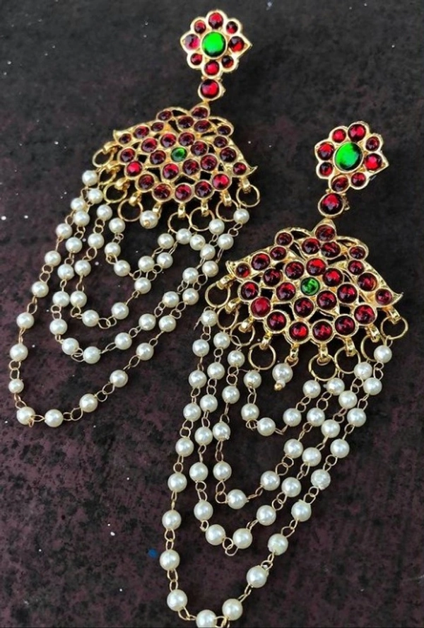 SRINY - LAYERED KEMP EARRINGS D999 - 7 cms 