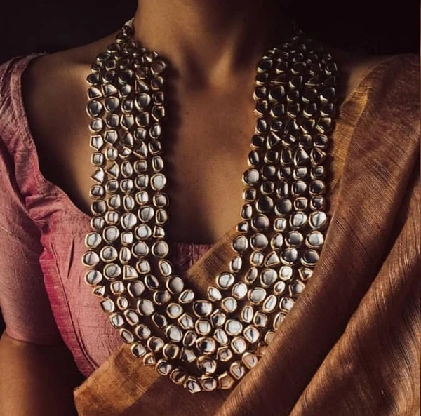 KUNDAN NECKWEAR D555 - PROVIDED, CHEST LEVEL