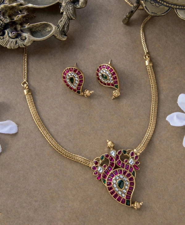 MANGO CZ ANTIQUE REAL KEMPU NECKLACE