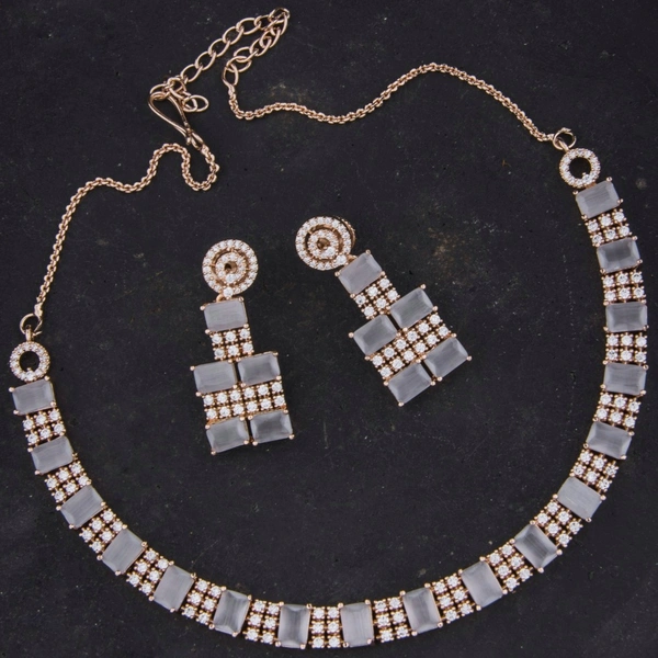 BEAUTIFUL AD NECK WEAR