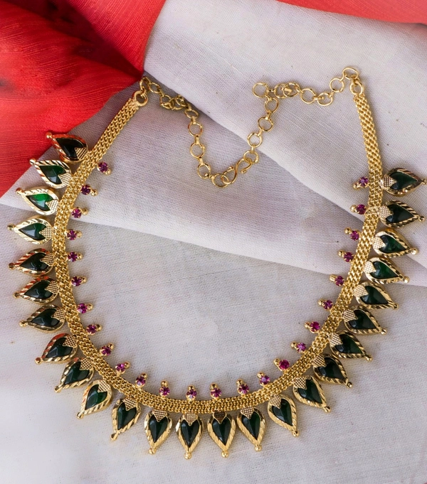 THILAK KERALA DESIGN NECKLACE