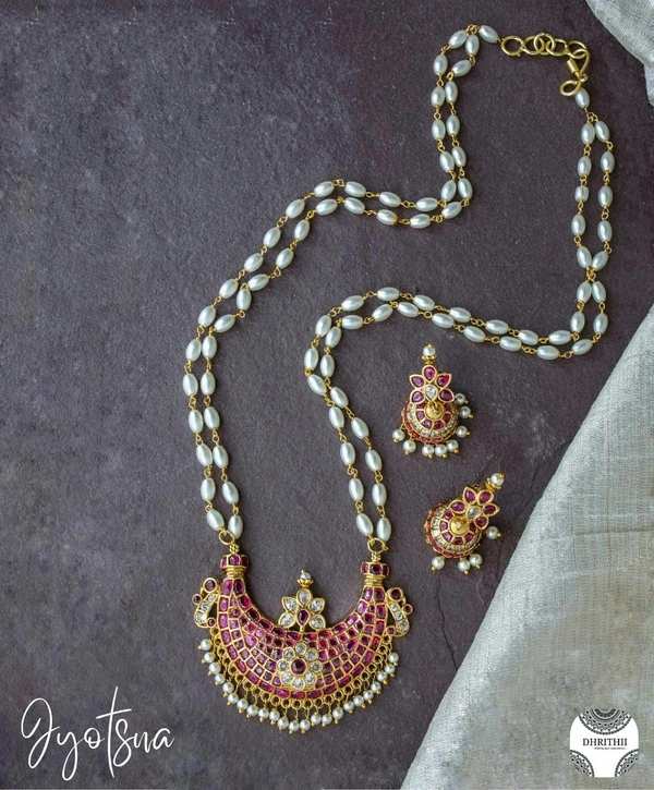 JYOTSNA - RUBY & WHITE