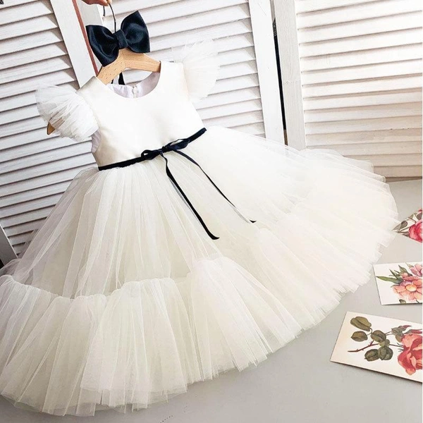 Kid's Wears Size GuideDRESSEST-SHIRTBOTTOMSSIZE	CHEST	WAIST	HIPSXS	34	28	34S	36	30	36M	38	32	38L	40	34	40XL	42	36	422XL	44	38	44All measurements are in INCHESand may vary a half inch in either direction - Size GuideDRESSEST-SHIRTBOTTOMSSIZE	CHEST	WAIST	HIPSXS	34	28	34S	36	30	36M	38	32	38L	40	34	40XL	42	3