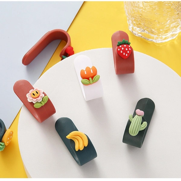 Fruit Shape Hook Set 5pcs (random Design)₹299.00.   220