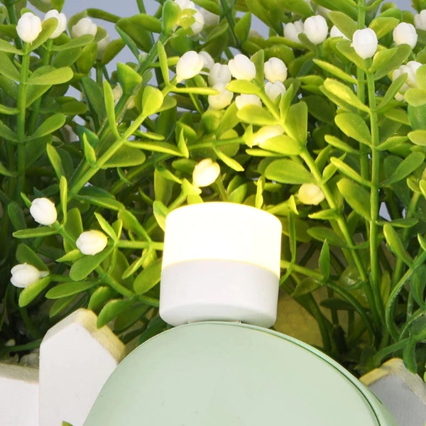 SMALL USB BULB USED IN ALL KINDS OF HOUSEHOLD AND OFFICIAL PLACES FOR ROOM LIGHTING PURPOSES.Name: SMALL USB BULB USED IN ALL KINDS OF HOUSEHOLD AND OFFICIAL PLACES FOR ROOM LIGHTING PURPOSES.Material: PlasticMultipack: 1 Small USB Bulb used in all kinds of household and official places for room lighting purposes.  Description: -  Small USB Bulb used in all kinds of household and o