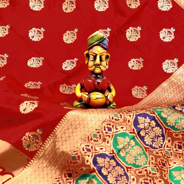 *FABRIC : SOFT LICHI SILK CLOTH.**DESIGN : BEAUTIFUL RICH PALLU & JACQUARD WORK ON ALL OVER THE SAREE.* π *Price : * π β‘οΈ *100% BEST QUALITY* β¬
οΈπ *Once Give Opportunity , Coustomer Satisfaction Is Our Goal*