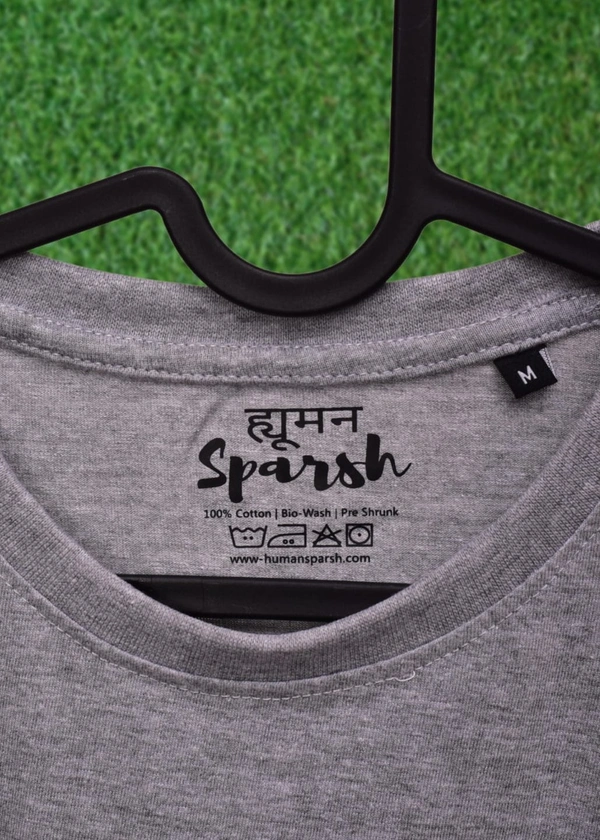 *Human Sparsh Men’s Round Neck T-Shirt – Grey *Power, Elegance and Sophistication is what you’ll feel when Black is worn. It would show how deep and serious the feelings and thoughts are.Whether you wear it with Jeans or Track Pants, you’ll look great with it.It’s made up of 180 gsm 100% Bio-Washed Cotton fabric with the most durable stitching to make sure it lasts long without los - L