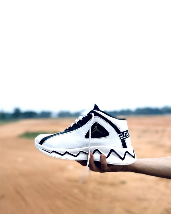 Jordan Shoes - White, 6 7 8 9