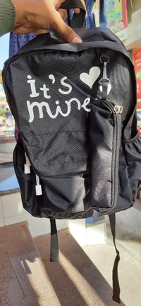 GIRLS STYLISH BAGPACK - BLACK, FREE