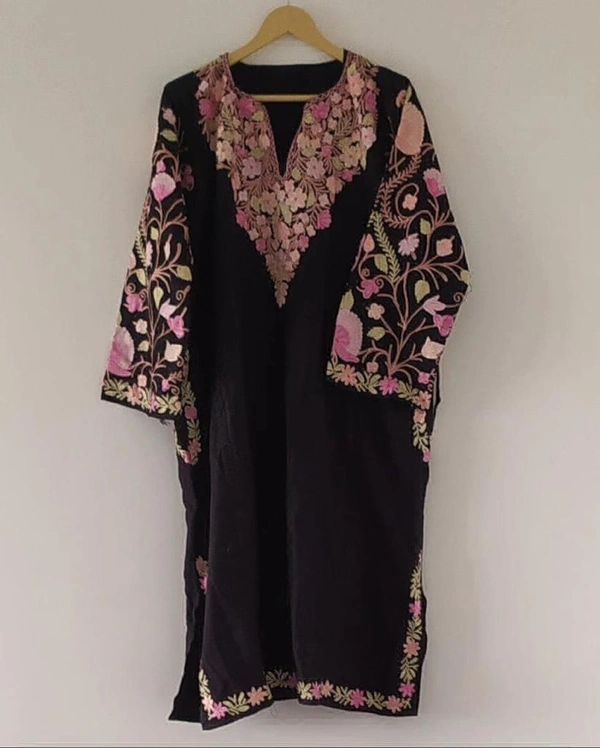 Kashmiri Aari Work Kurti 