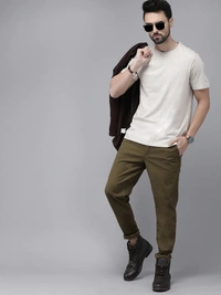 Men tshirt Solid Round Neck Regular Sleeves  T-shirt - S