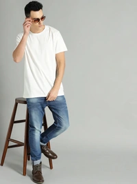 Men tshirt Solid Round Neck Regular Sleeves  T-shirt - XL