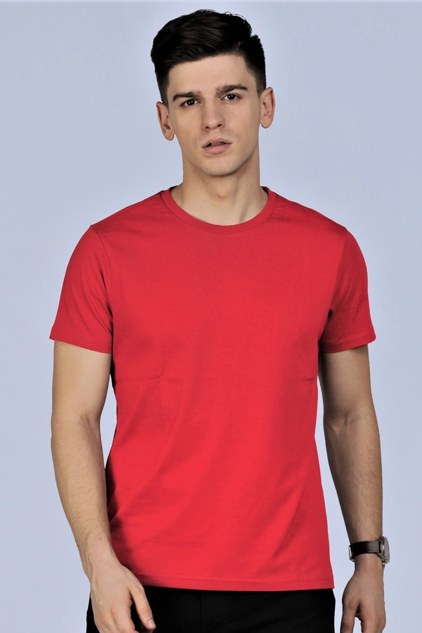 Fambruh Men Solid Red T-shirt - L