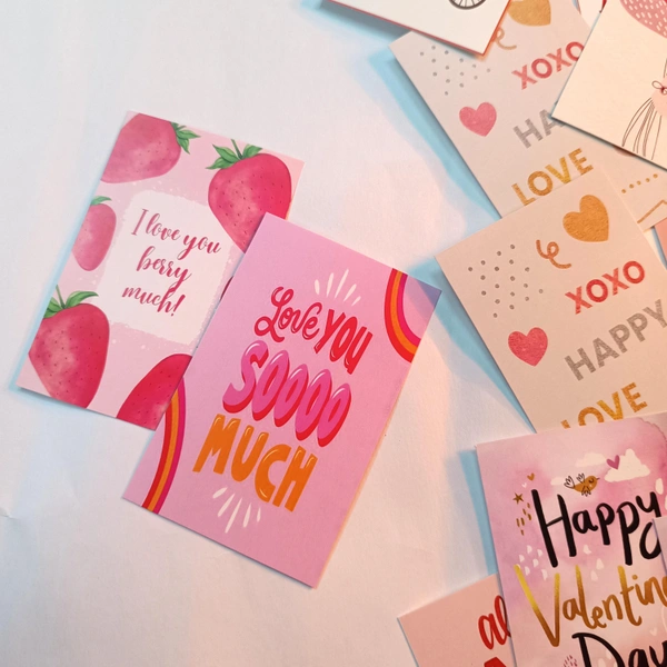50 Pcs Valentine Cards 