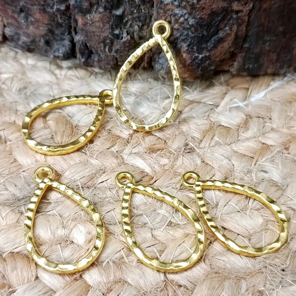 Drop  5pc Pendant Bezel Golden