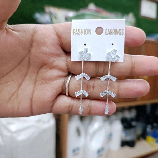 Long White Silver Earing Pair 