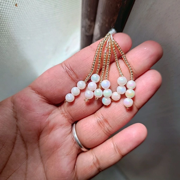 Holographic White Pearl Tessel Hanging Pair 