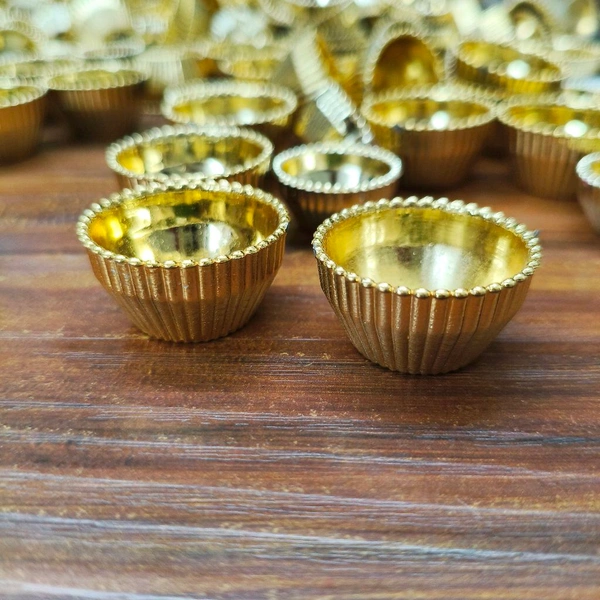 Golden Katori/ Wati 10 Pcs (2.5cm) 