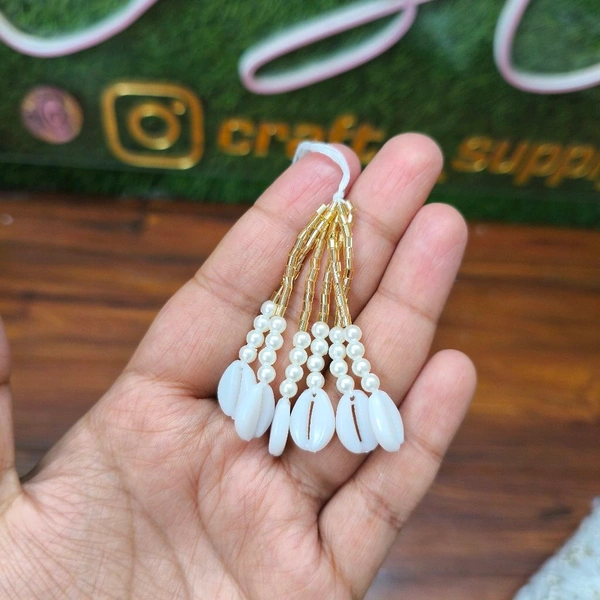 Kauri Moti Latkan / Tessel / Hanging 1 Pc 