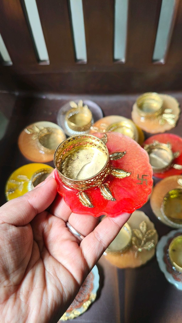 3" Inch Resin Tealight Set Of 4 Pcs 