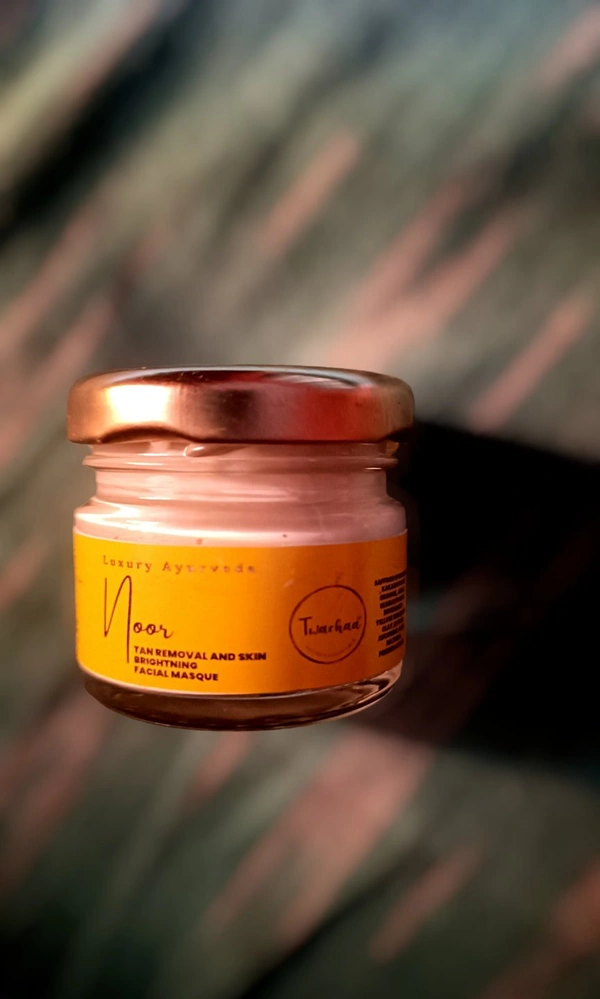 Noor Vit c Antioxidants And detan Mask 