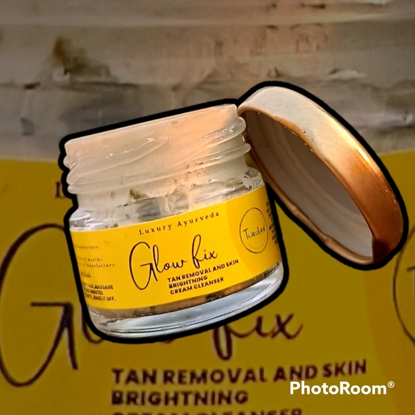 Glow Fix Detan Cleanser 