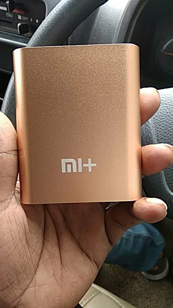 Slainte 10400 Mah Power Bank For All Mobile Supporting - Gold