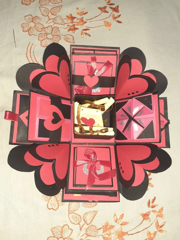 Explosion Box -Red