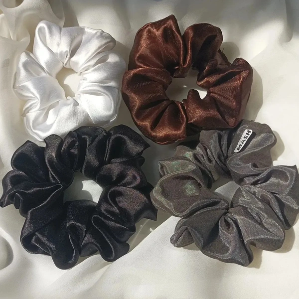 Neutral Scrunchies  - Regular
