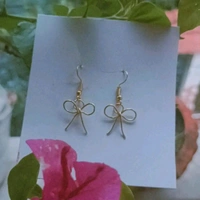 Wire Bow Knot Earrings  - Gold