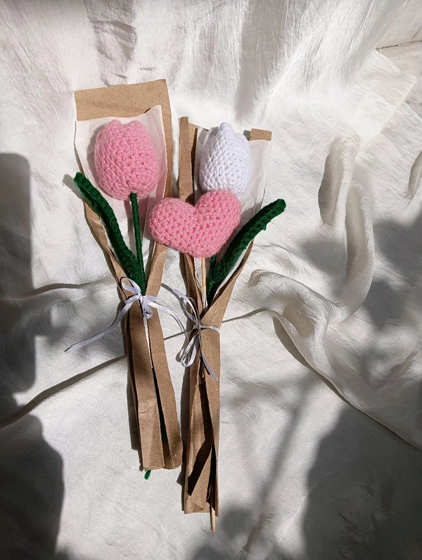 Crochet Tulip 🌷 - Cotton Candy