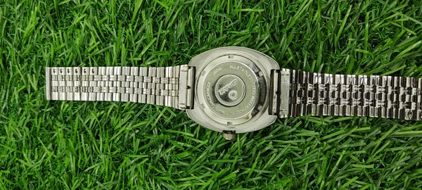 Omax Crystal 17 Jewels Automatic 