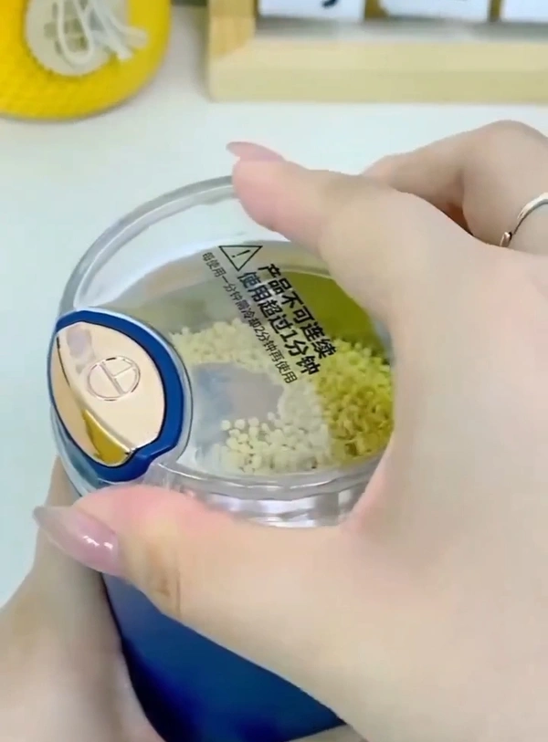 Electric Stainless Steel Herb Spice Nut Cereal Grinder