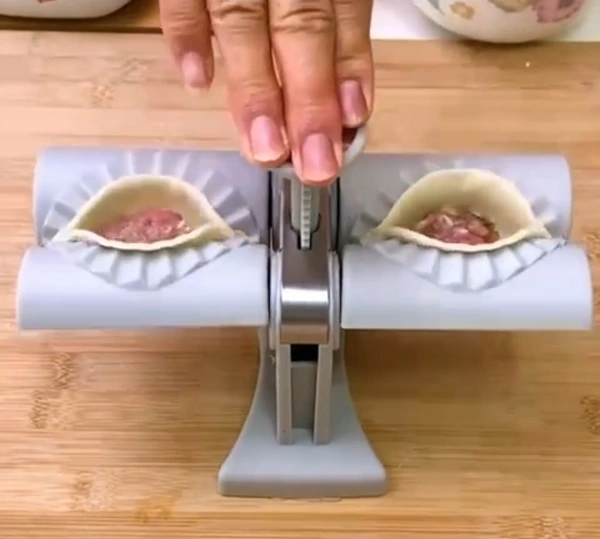 Automatic Double Head Press Dumbling Machine