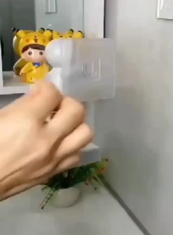 Wall Mounted Shelf Robot Hanger